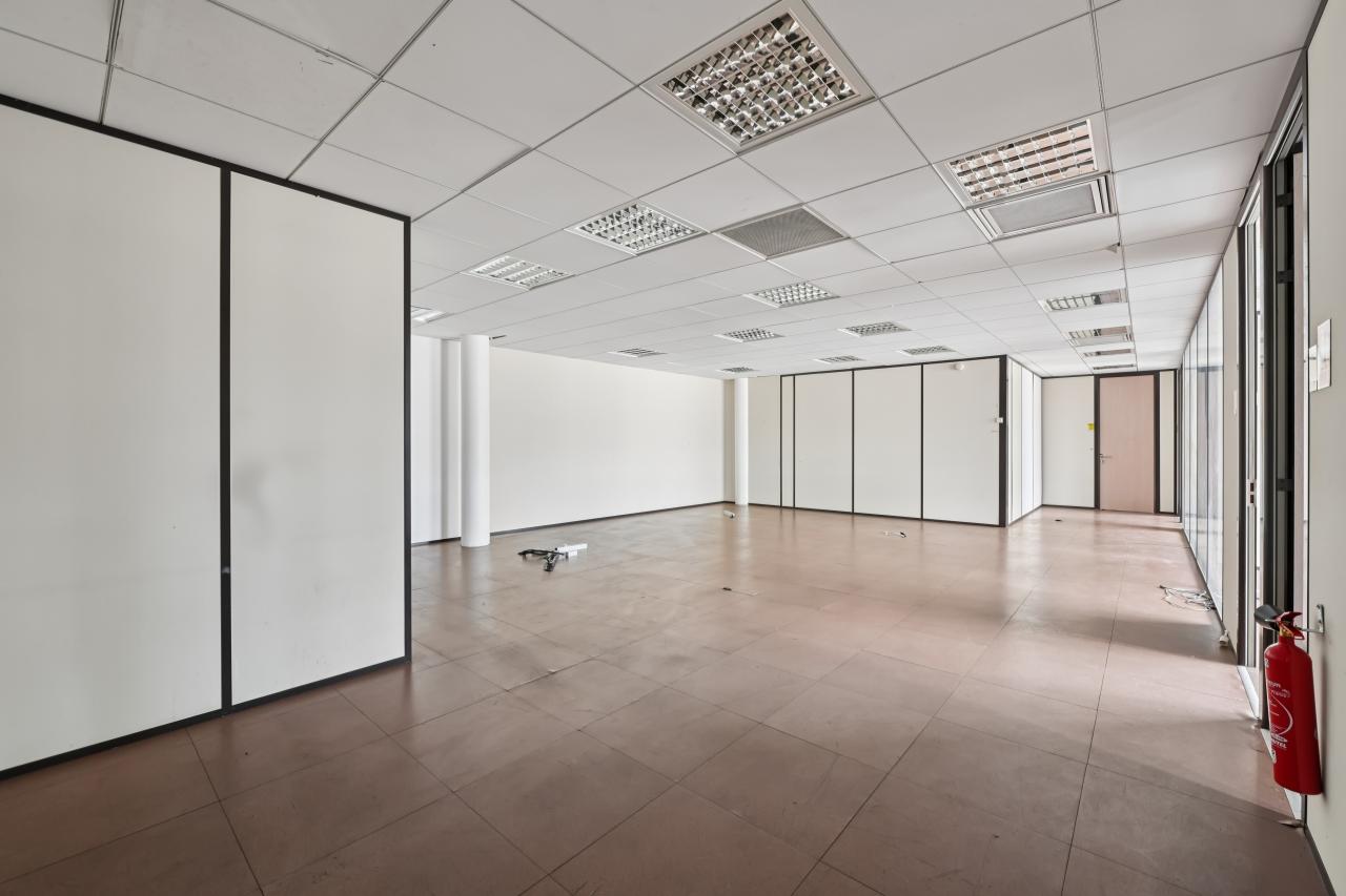 Local d'activité Vélizy-Villacoublay 4342m² Location local d'activité Vélizy-Villacoublay Yvelines OLACT2532629 16